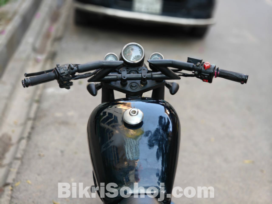 Maxton bobber bike